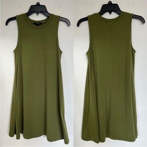 Forever 21 Olive Green Sleeveless Swing Tank